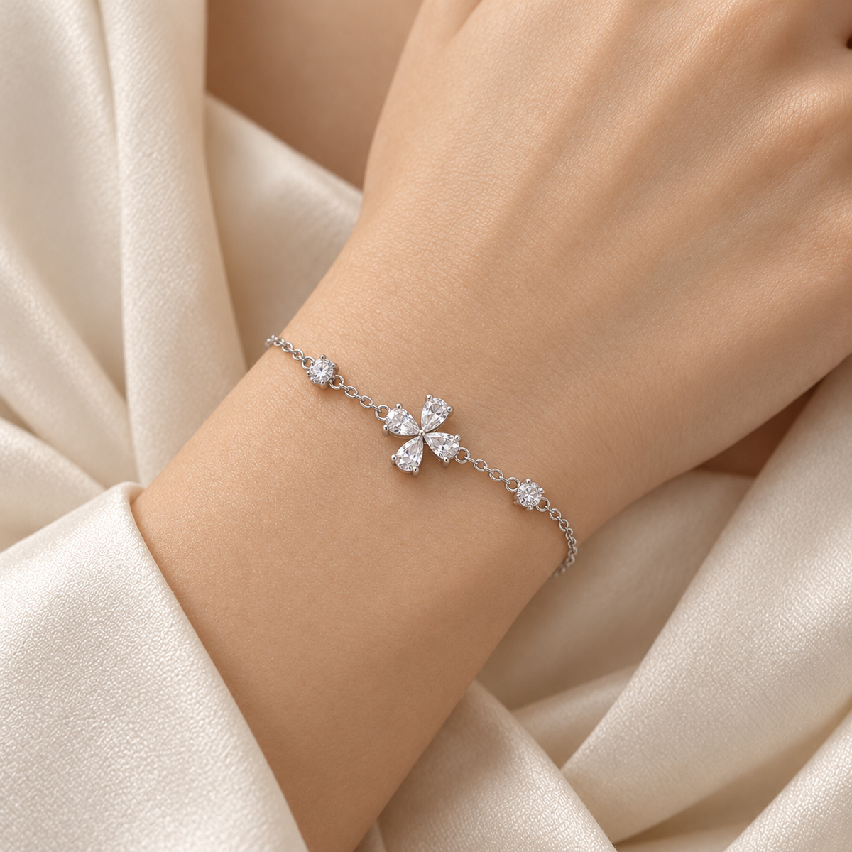 Petal Spark Bracelet